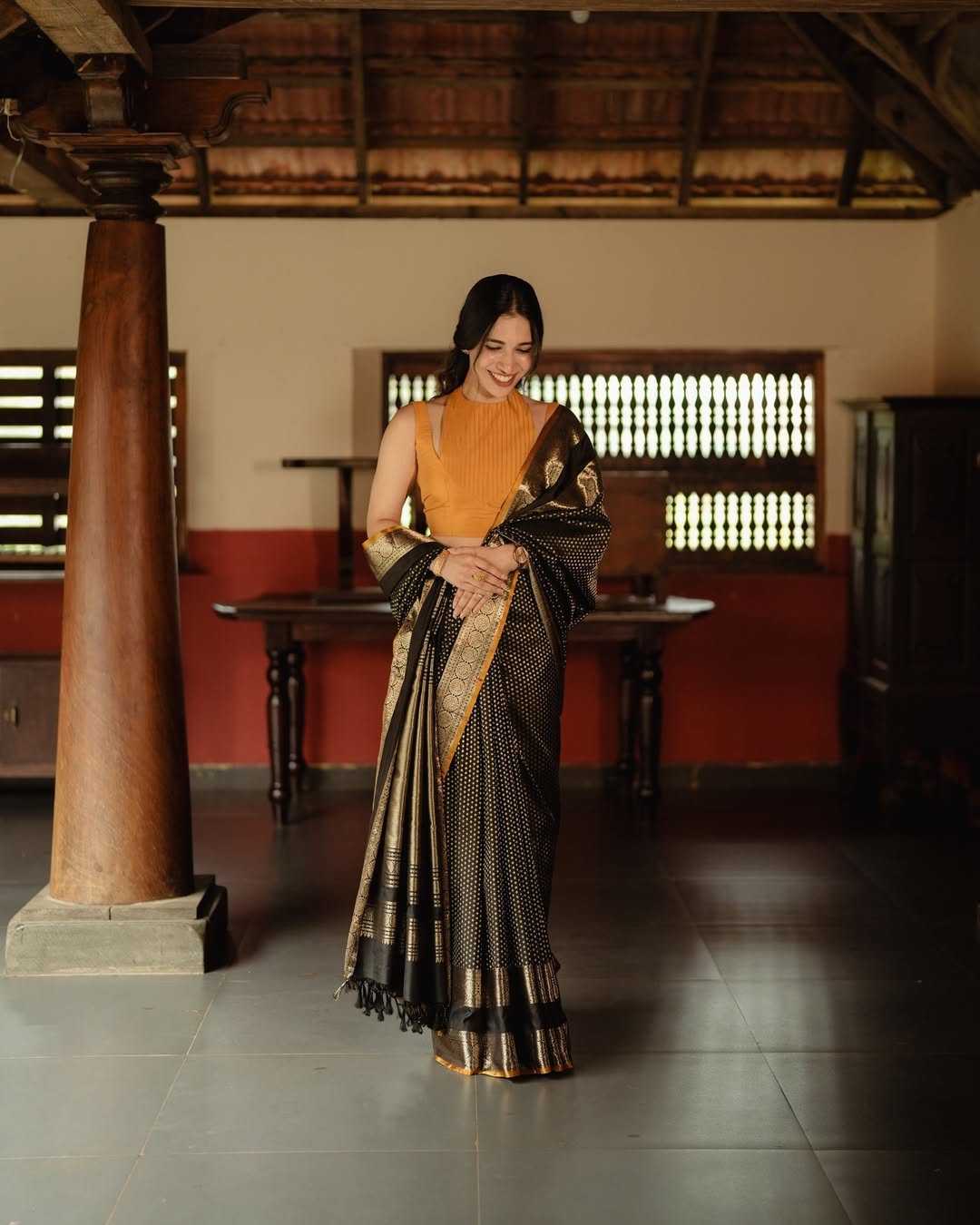 Vintage Kanchipuram With Small Buttas &amp; Piping Border