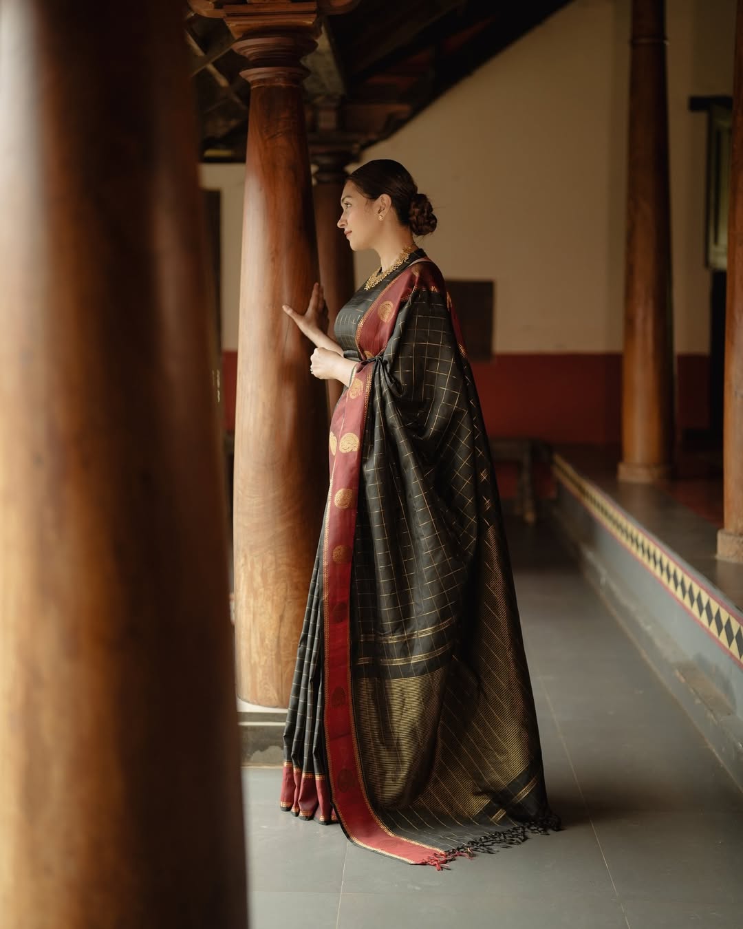 Black Checkered Vintage Kanchipuram