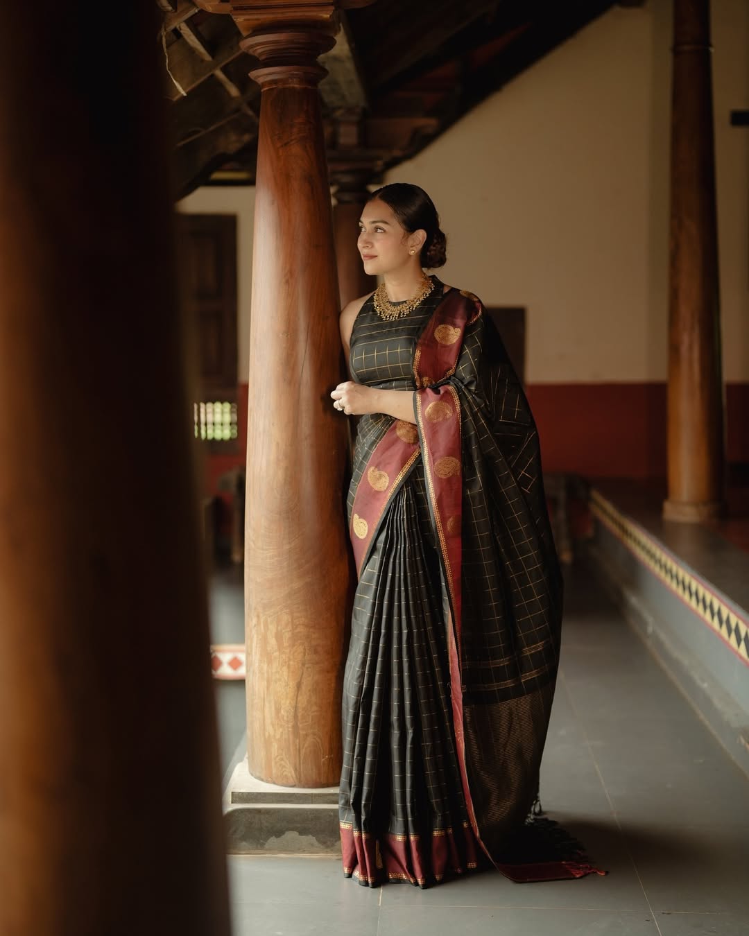 Black Checkered Vintage Kanchipuram